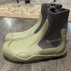 Simms Flats Booties Fishing Boots